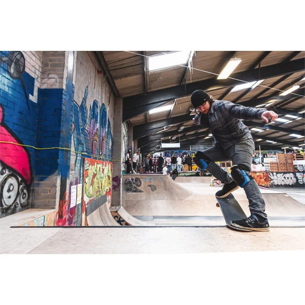 RKD620 REKD Ramp Knee Pads BlackBlue Lifestyle 2.jpg