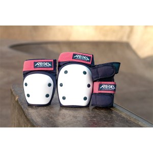 RKD600 REKD Heavy Duty Triple Pad Set BluePink Lifestyle 3.jpg