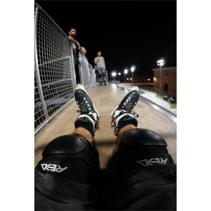 RKD650 REKD Pro Ramp Knee Pads Black Lifestyle 1.jpg