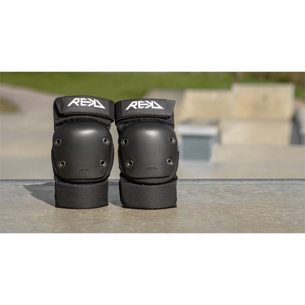 RKD630 REKD Ramp Elbow Pads Promo 03.jpg